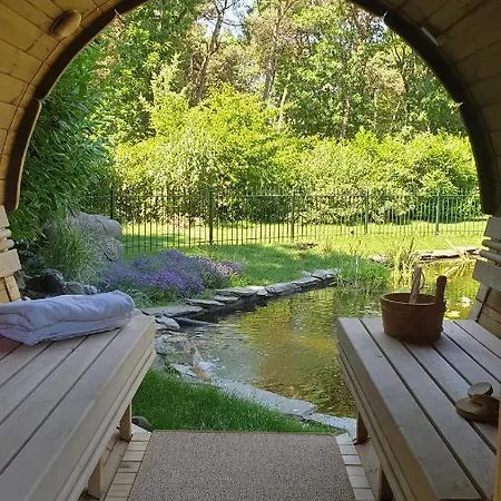 Mirabelle Met Indoor Jacuzzi Tilburg